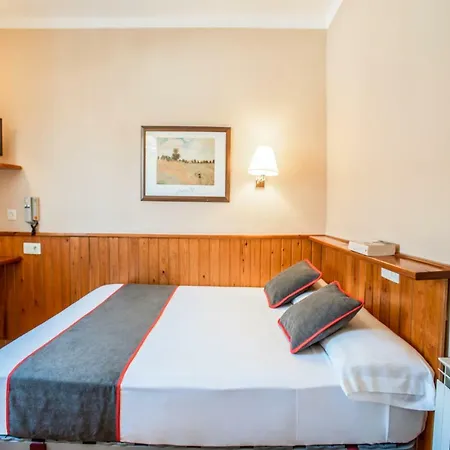 Hostel Oyo Casa Feliu Malgrat de Mar