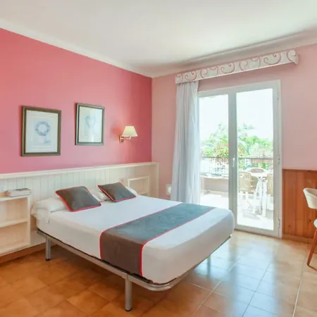 Oyo Casa Feliu Malgrat de Mar