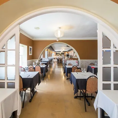 Oyo Casa Feliu *